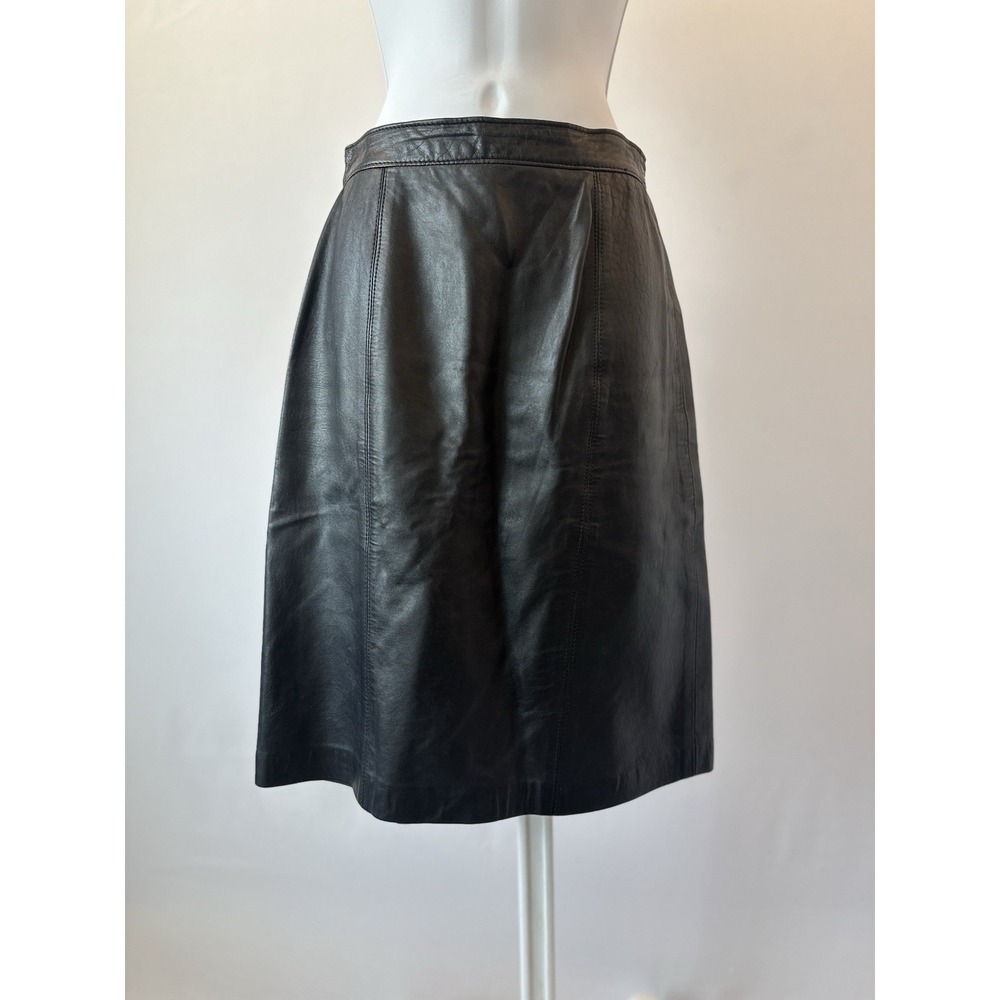 Women's VINTAGE Sz: 8 Black Leather Skirt by Cedars  (b11)